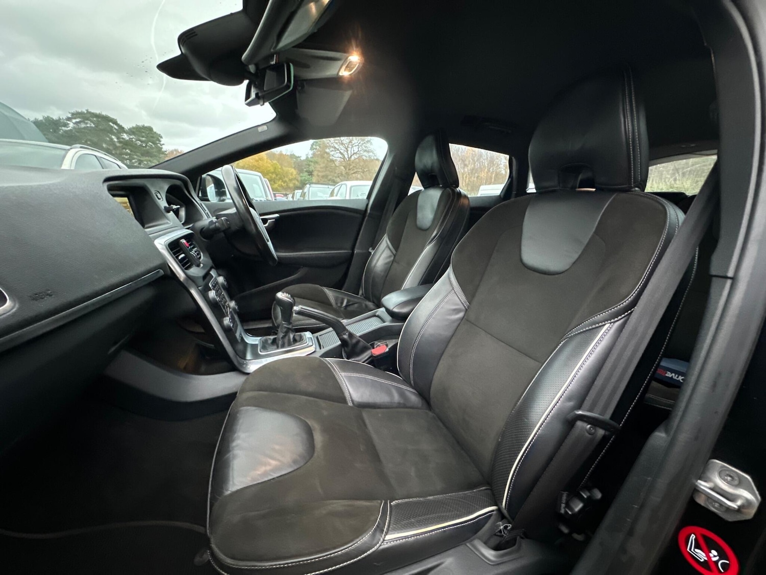 Used Volvo V40 for sale - 77091144: Photo 13