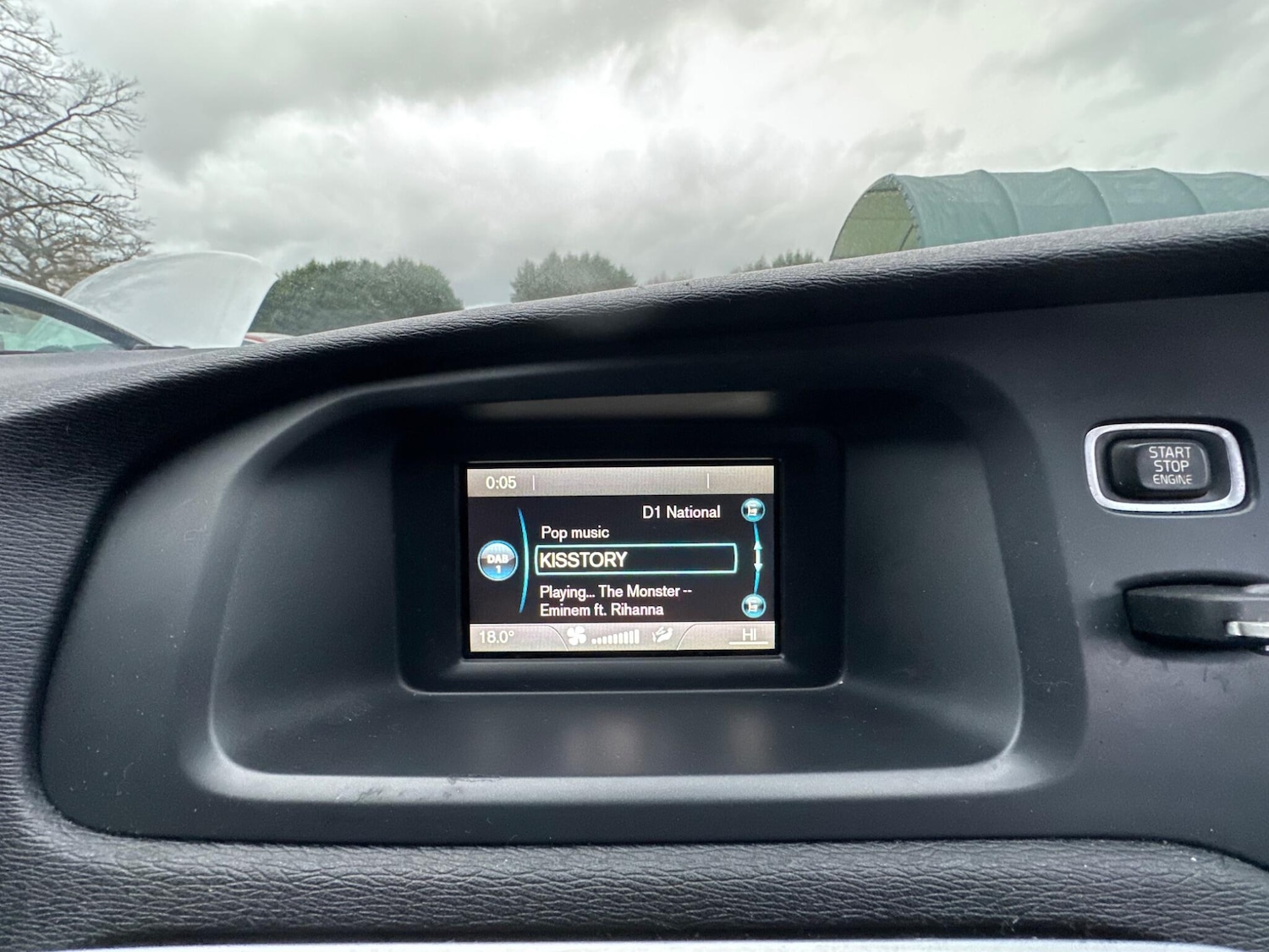 Used Volvo V40 for sale - 77091144: Photo 19