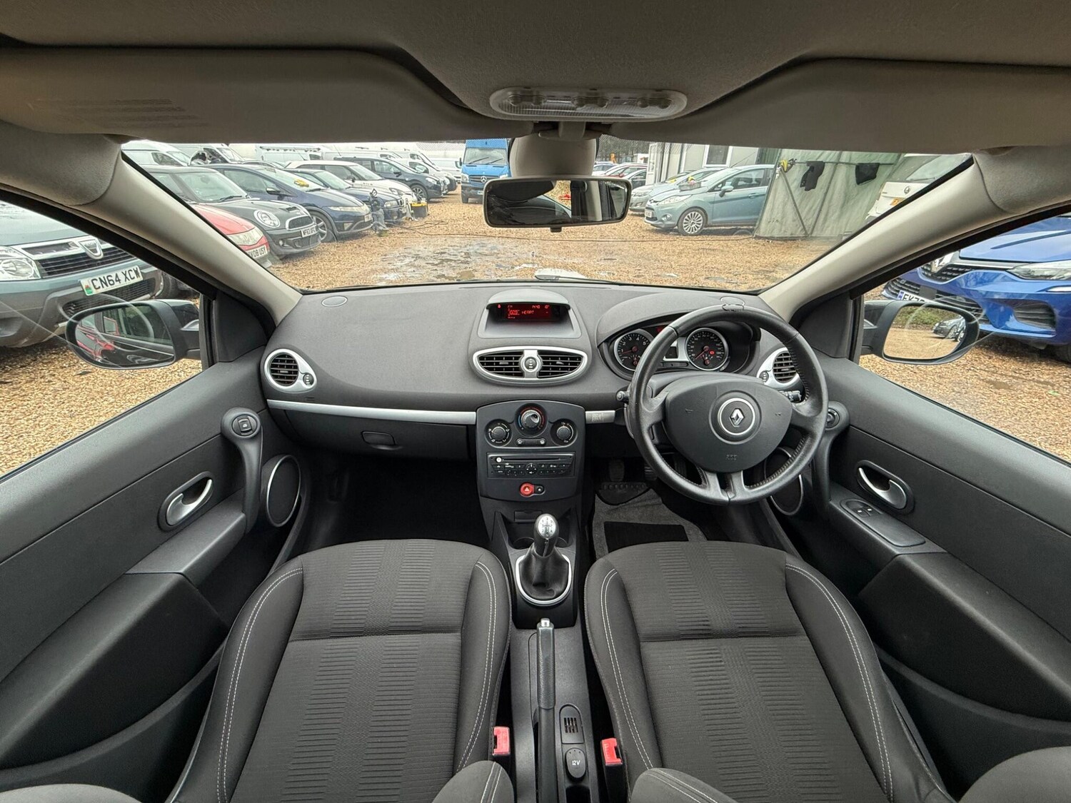 Used Renault Clio 2009 for sale - 77495950: Photo 17