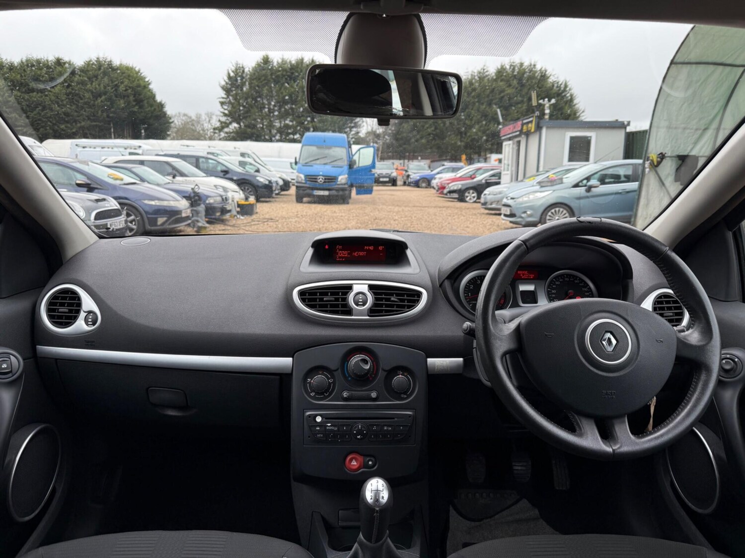 Used Renault Clio 2009 for sale - 77495950: Photo 18