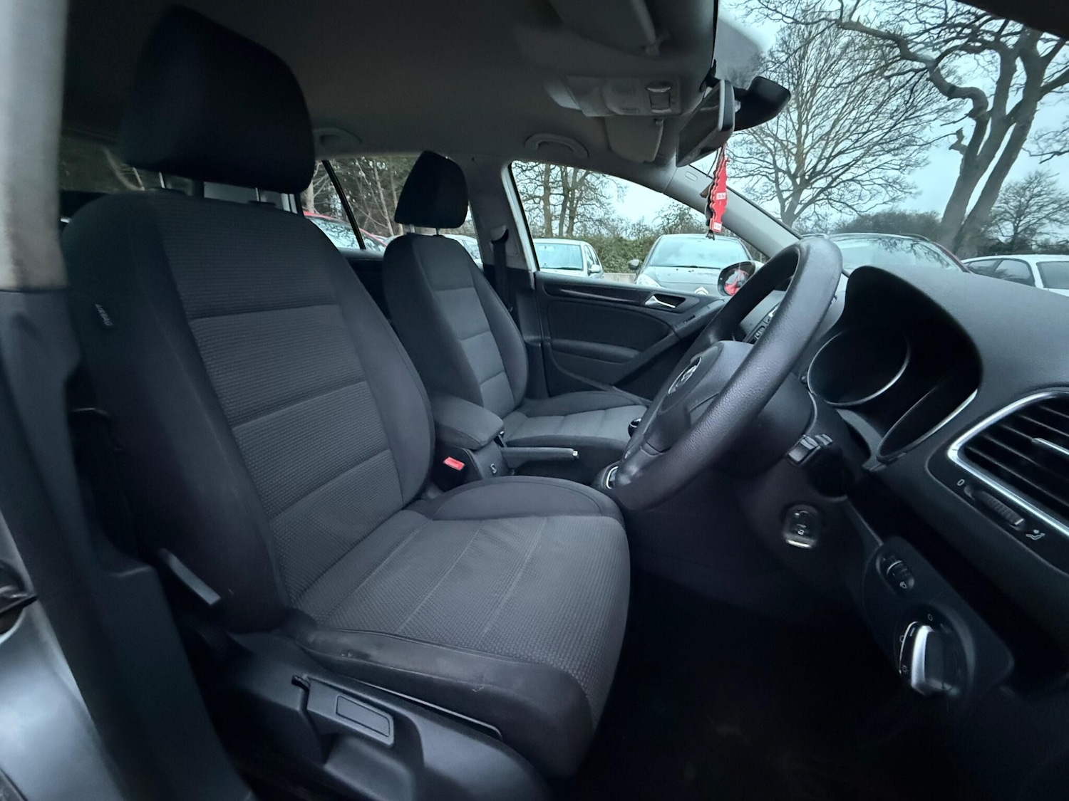 Used Volkswagen Golf 2010 for sale - 77091319: Photo 12