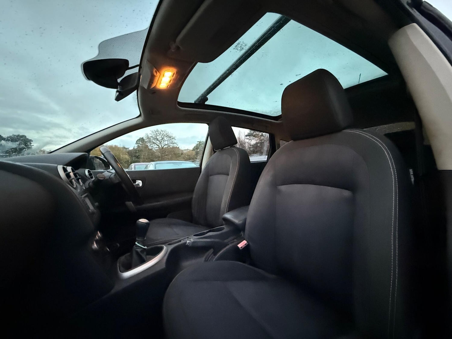 Used Nissan Qashqai 2010 for sale - 77090910: Photo 17