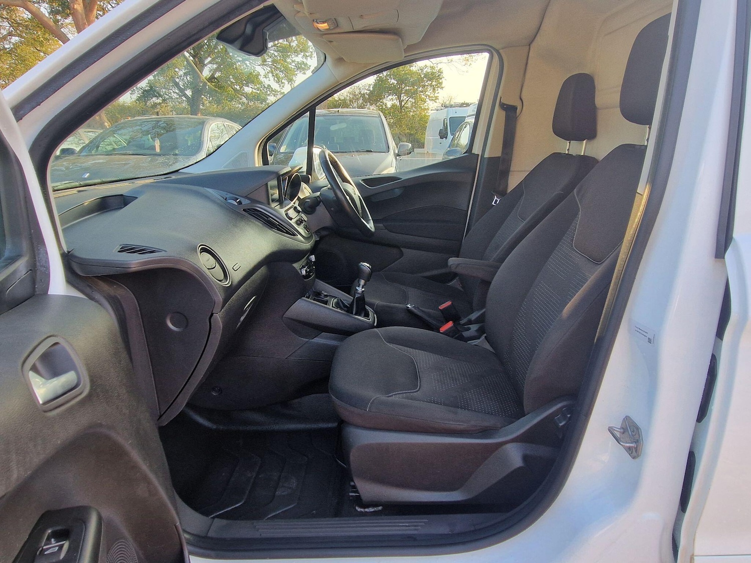 Used Ford Transit Courier 2022 for sale - 77091004: Photo 14