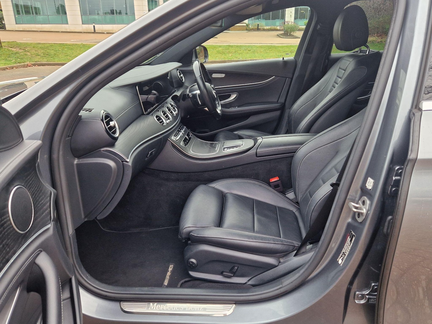 Used Mercedes-Benz E Class for sale - 77242324: Photo 13