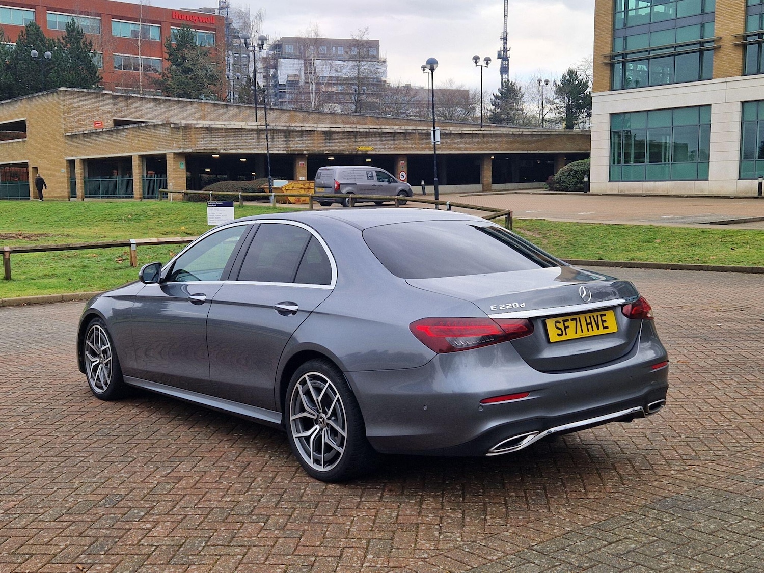 Used Mercedes-Benz E Class for sale - 77242324: Photo 6