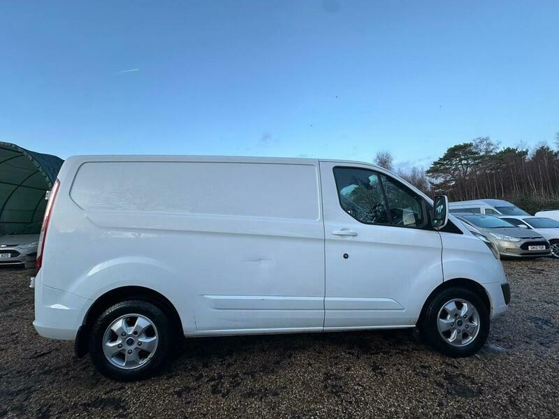 Used Ford Transit Custom 2016 for sale - 77091003: Photo 2