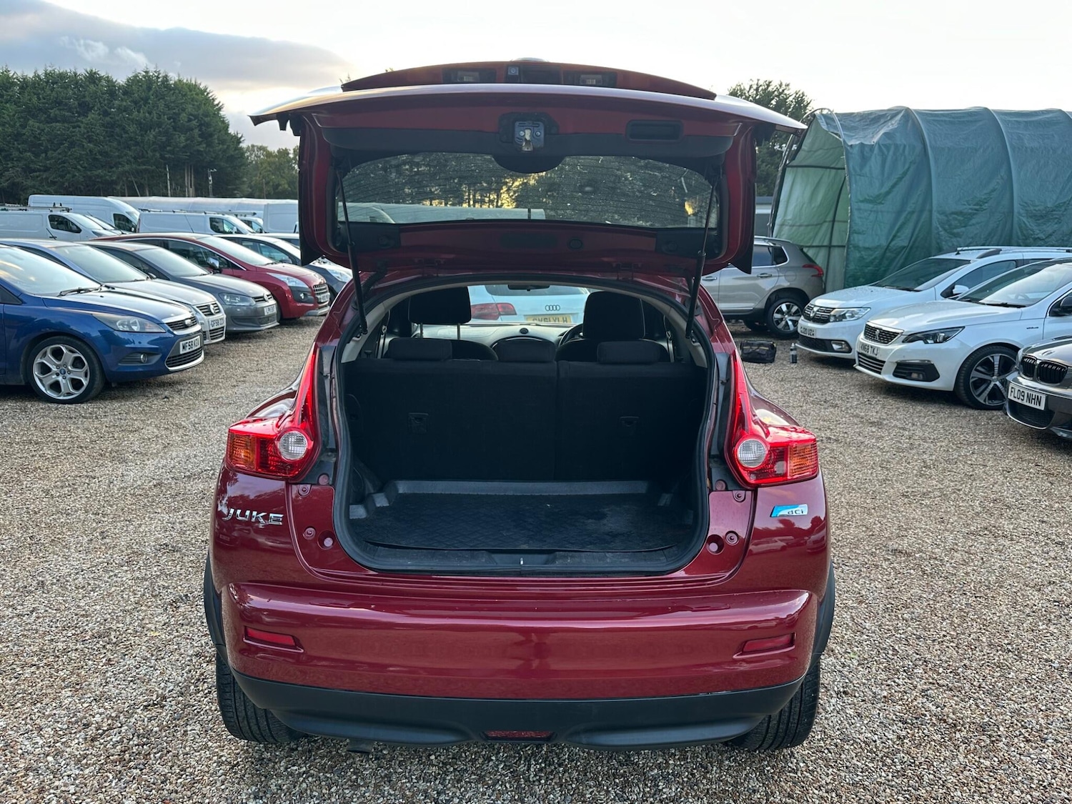 Used Nissan Juke 2014 for sale - 77090917: Photo 11