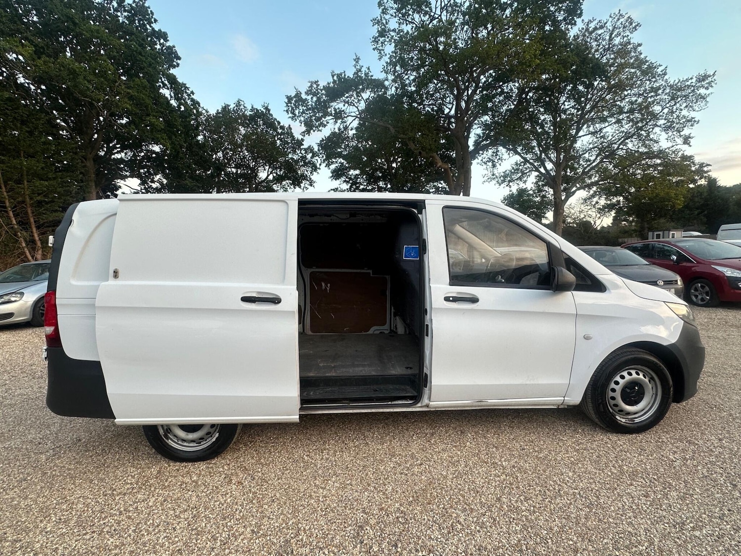 Used Mercedes-Benz Vito 2015 for sale - 77091702: Photo 13