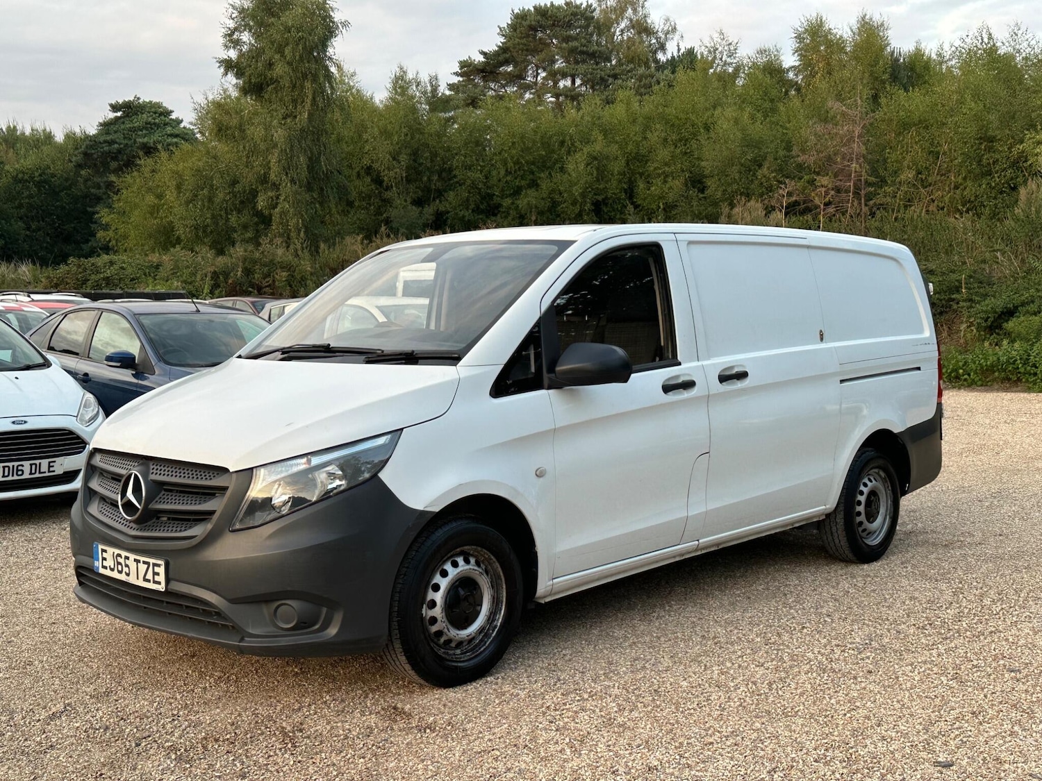 Used Mercedes-Benz Vito 2015 for sale - 77091702: Photo 5