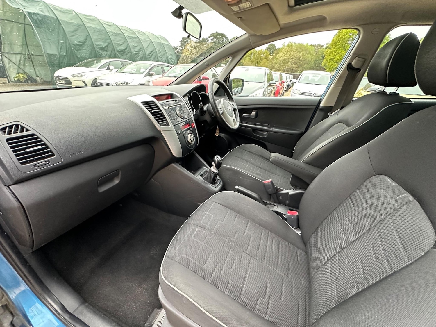 Used Kia Venga 2011 for sale - 77091810: Photo 14