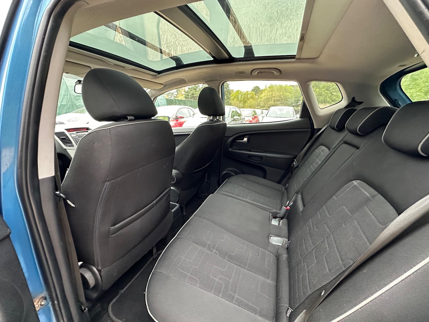 Used Kia Venga 2011 for sale - 77091810: Photo 15