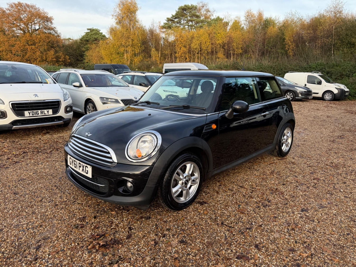 Used MINI Hatch 2011 for sale - 77091635: Photo 5