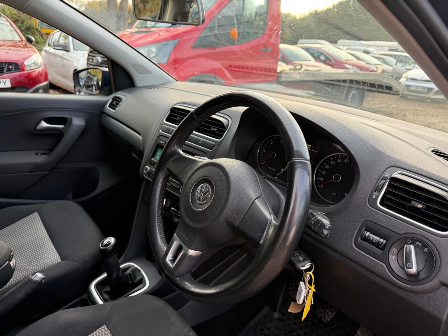 Used Volkswagen Polo 2012 for sale - 77090864: Photo 11