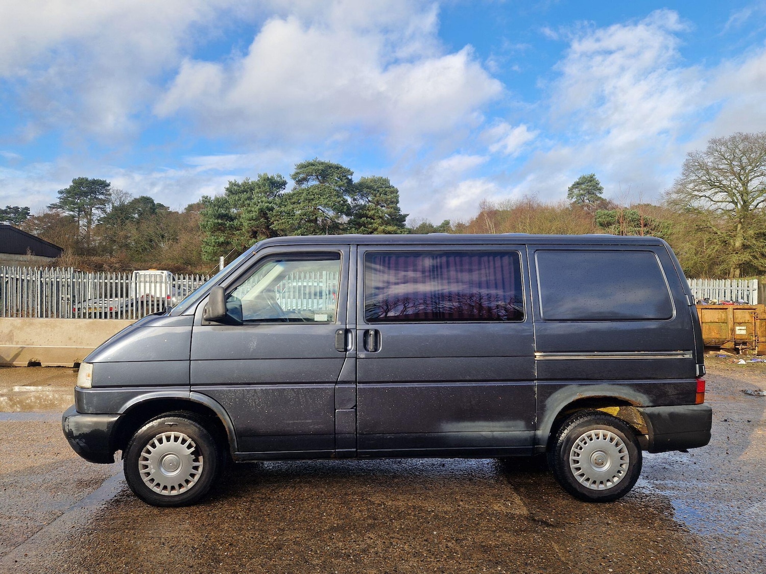 Used Volkswagen Transporter 2003 for sale - 77611409: Photo 6