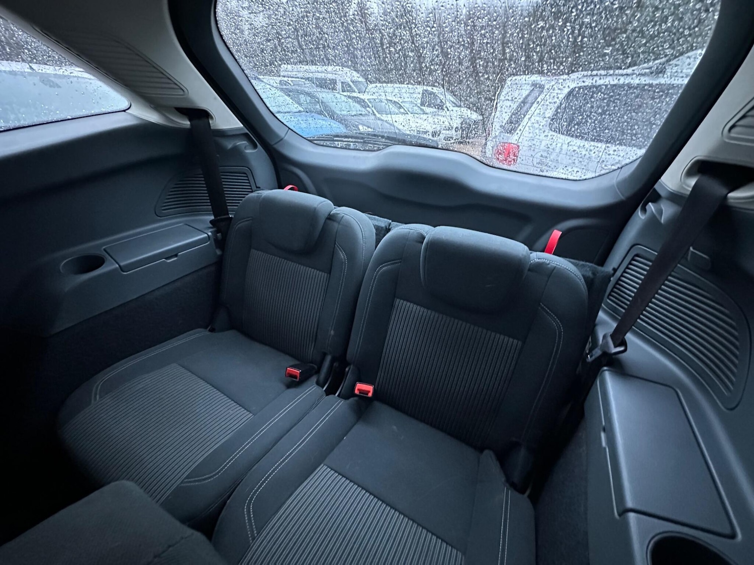 Used Ford Grand C-Max 2014 for sale - 77291904: Photo 20