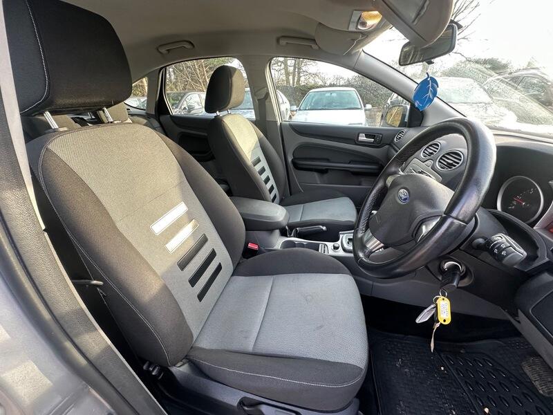 Used Ford Focus 2009 for sale - 77497183: Photo 8