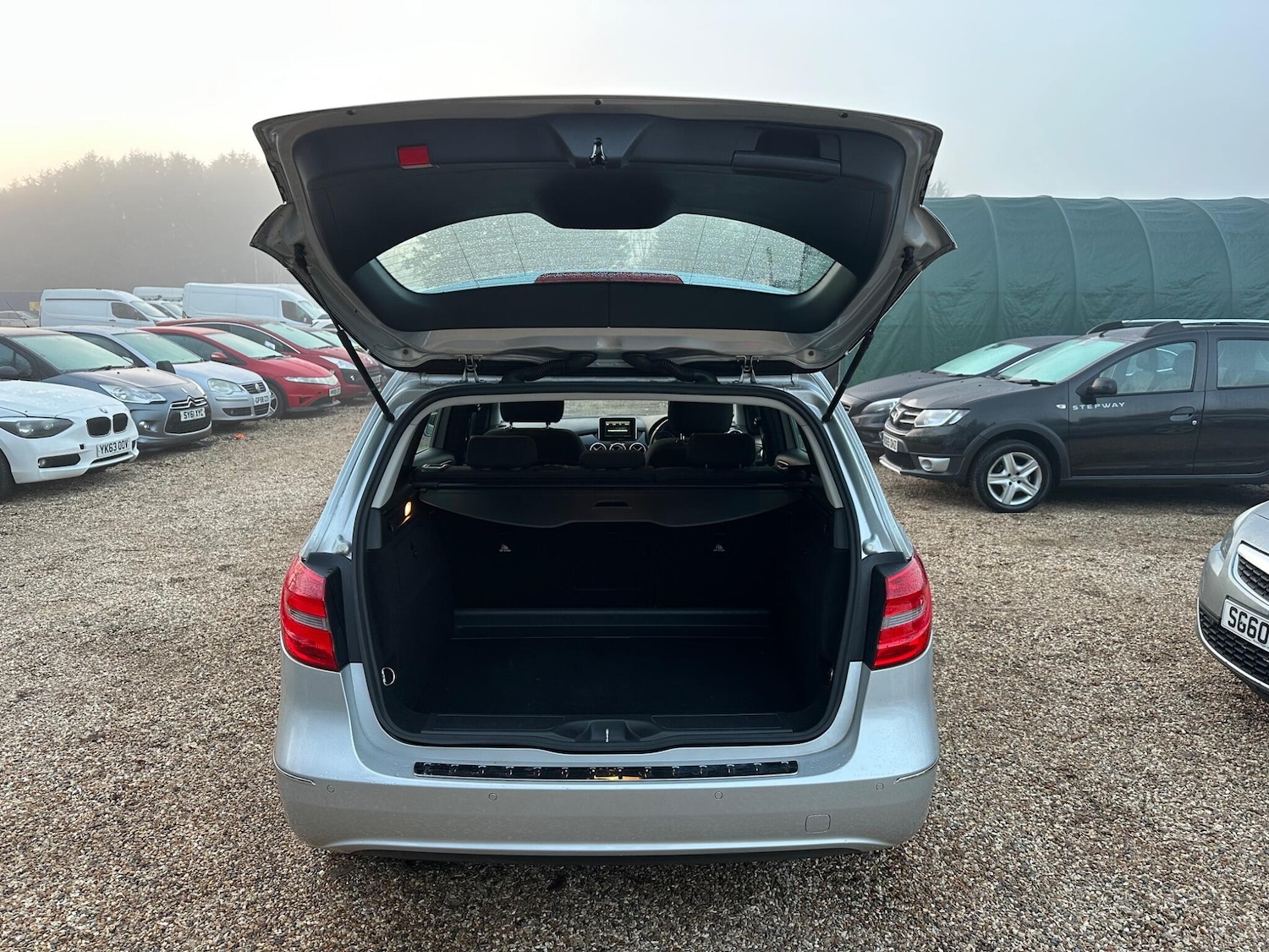 Used Mercedes-Benz B Class 2013 for sale - 77090928: Photo 11