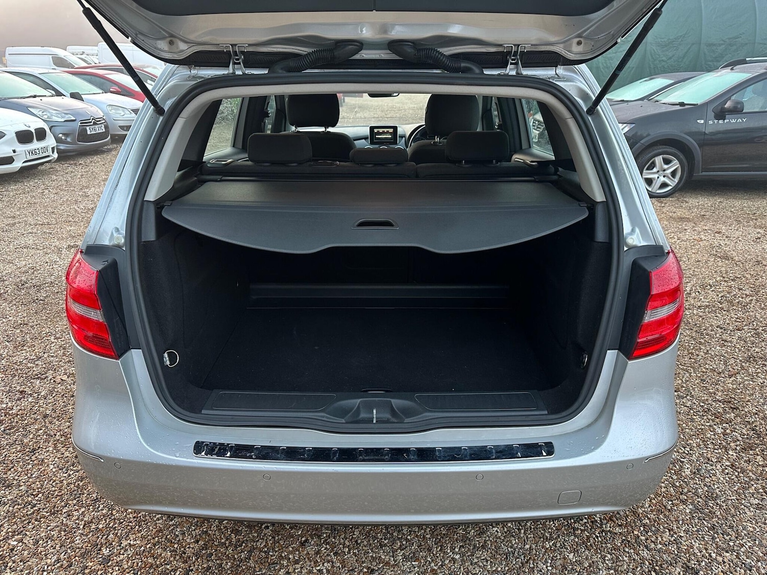 Used Mercedes-Benz B Class 2013 for sale - 77090928: Photo 12