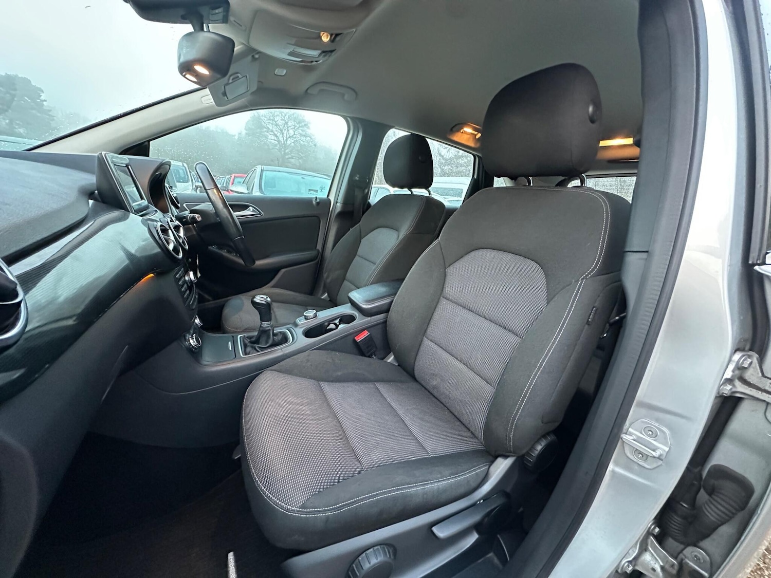 Used Mercedes-Benz B Class 2013 for sale - 77090928: Photo 16