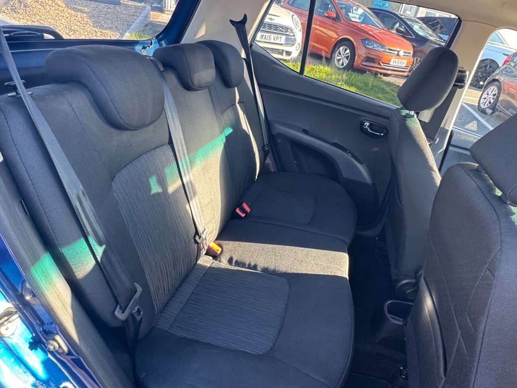 Used Hyundai i10 2012 for sale - 76559476: Photo 10