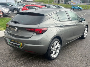 Used Vauxhall Astra 2018 for sale - 77609048: Photo