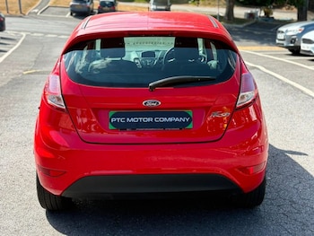Used Ford Fiesta 2015 for sale - 79288917: Photo