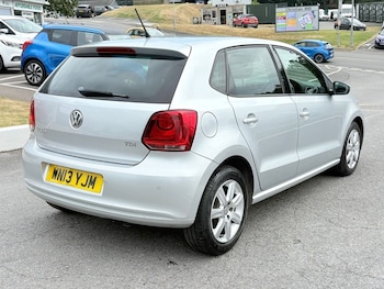 Used Volkswagen Polo 2013 for sale - 75123227: Photo