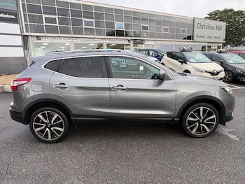 Used Nissan Qashqai 2016 for sale - 79655476: Photo
