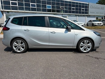 Used Vauxhall Zafira Tourer 2015 for sale - 79155130: Photo