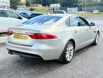 Used Jaguar XF 2016 for sale - 75728148: Photo