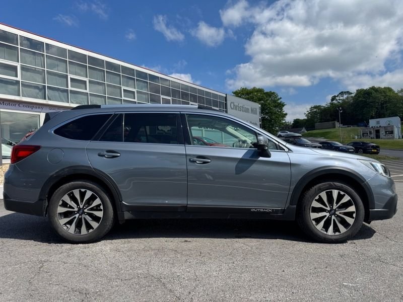 Used Subaru Outback 2015 for sale - 76454784: Photo 2