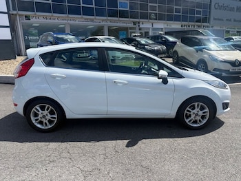 Used Ford Fiesta 2015 for sale - 78793427: Photo