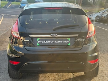 Used Ford Fiesta 2014 for sale - 77133319: Photo