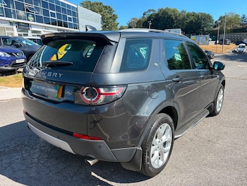 Used Land Rover Discovery Sport 2017 for sale - 79438212: Photo