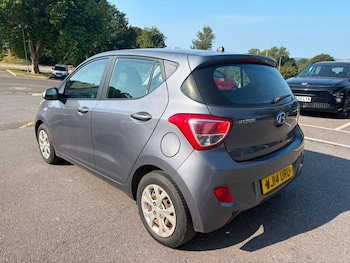 Used Hyundai i10 2014 for sale - 79289262: Photo