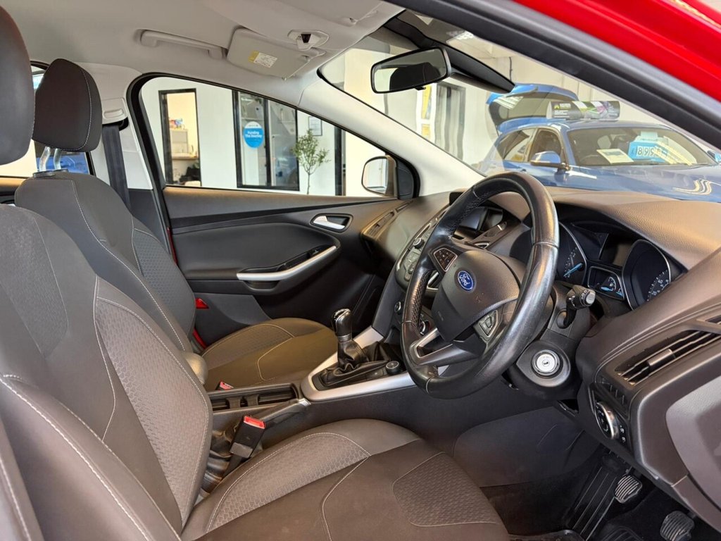 Used Ford Focus 2015 for sale - 77133492: Photo 8