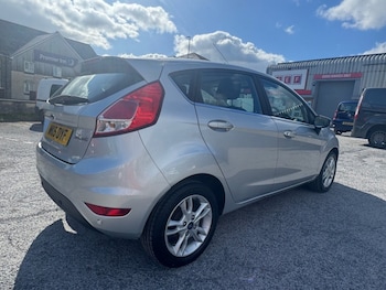 Used Ford Fiesta 2015 for sale - 78570411: Photo