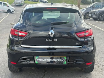 Used Renault Clio 2015 for sale - 77897593: Photo