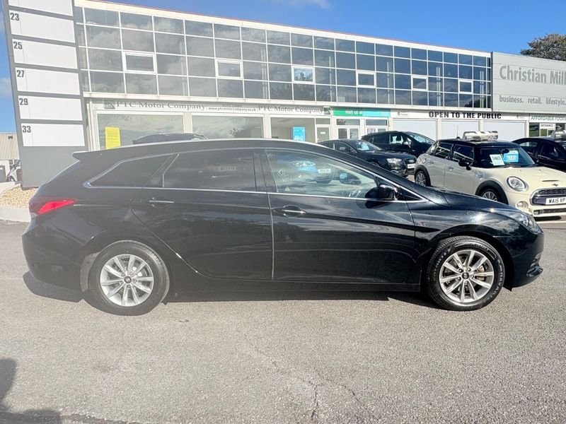 Used Hyundai i40 2017 for sale - 76381916: Photo 2