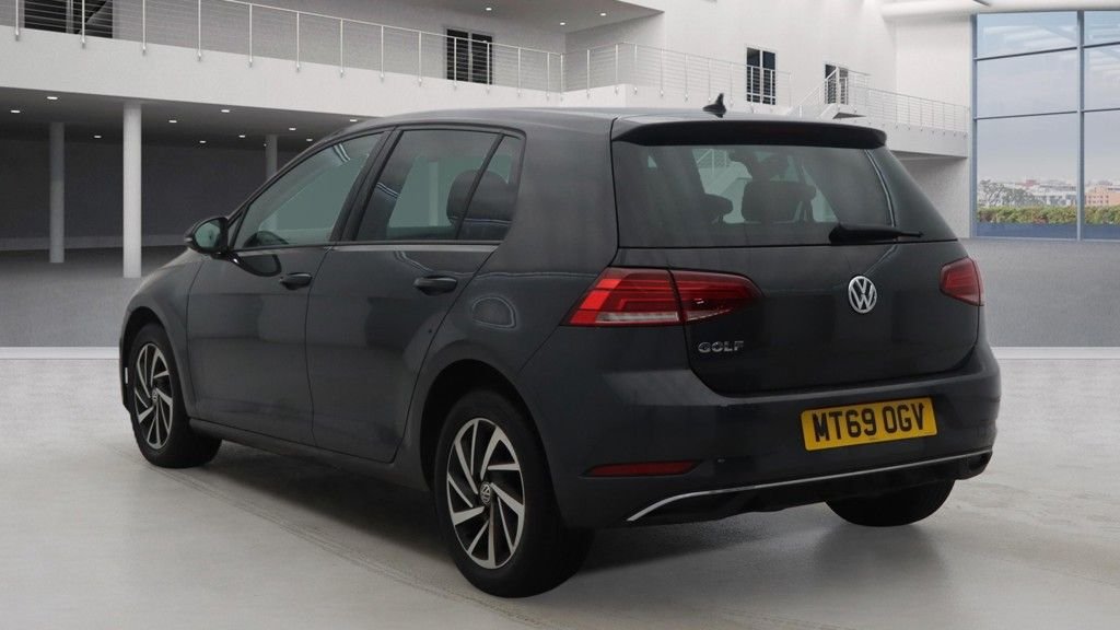 Used Volkswagen Golf 2019 for sale - 77693081: Photo 10