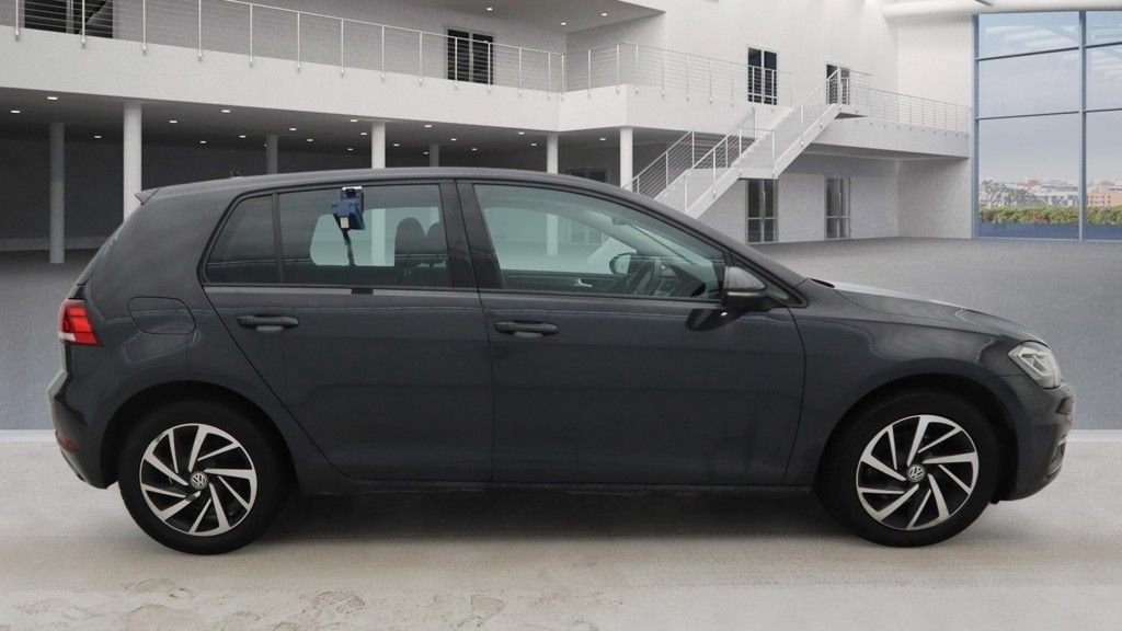 Used Volkswagen Golf 2019 for sale - 77693081: Photo 12