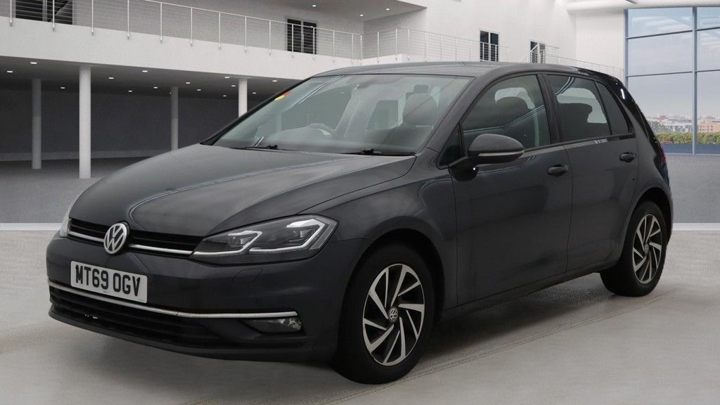 Used Volkswagen Golf 2019 for sale - 77693081: Photo 5