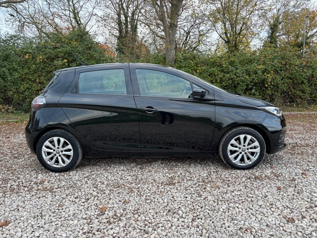 Used Renault Zoe 2021 for sale - 77327783: Photo 3