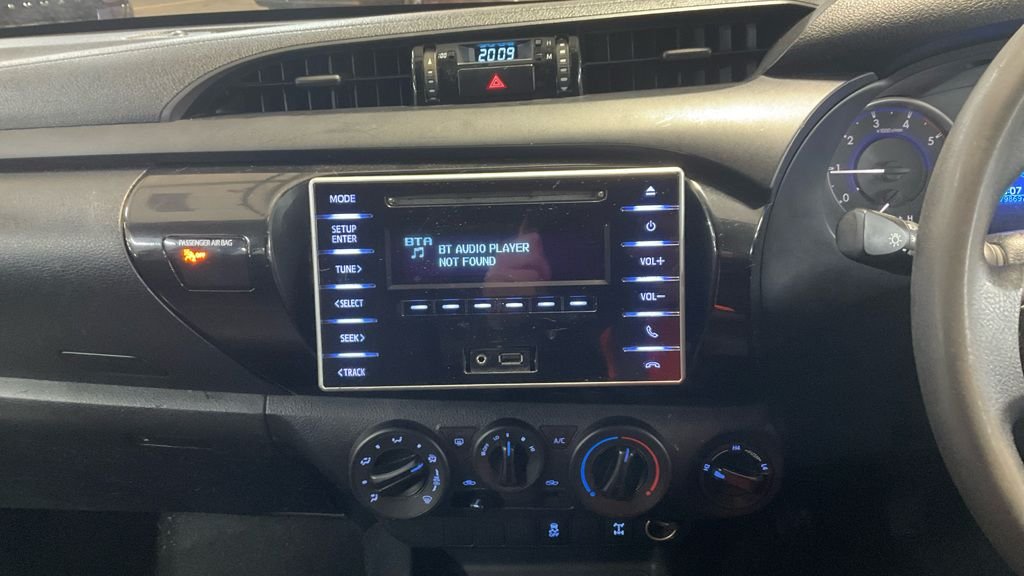 Used Toyota Hilux 2017 for sale - 77539653: Photo 8