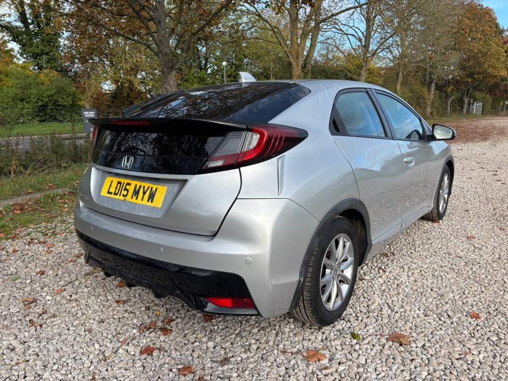 Used Honda Civic 2015 for sale - 76783373: Photo 30