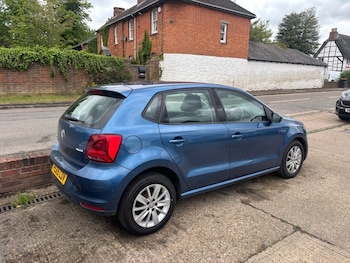 Used Volkswagen Polo 2016 for sale - 78619823: Photo