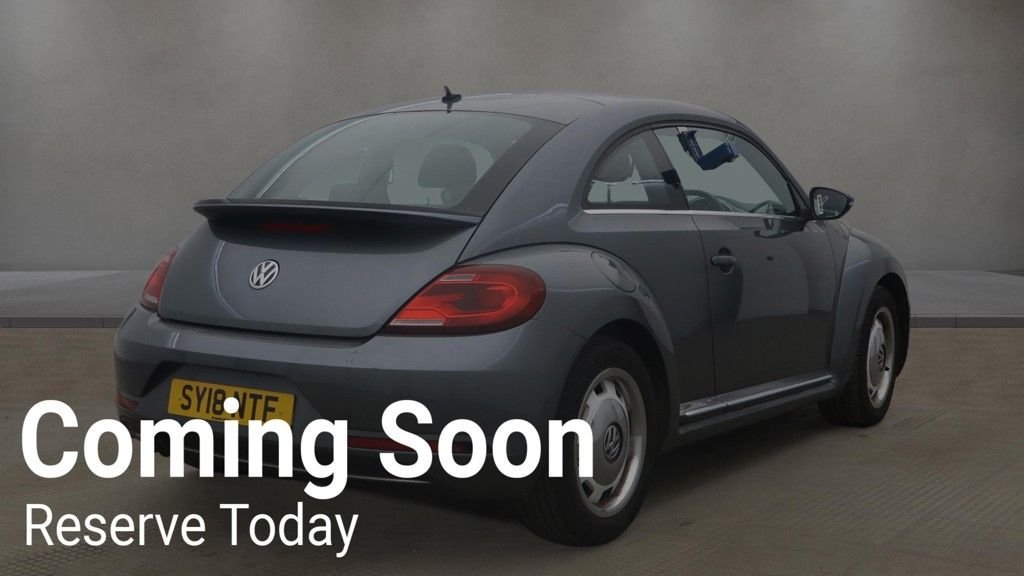 Used Volkswagen Beetle 2018 for sale - 77810044: Photo 5