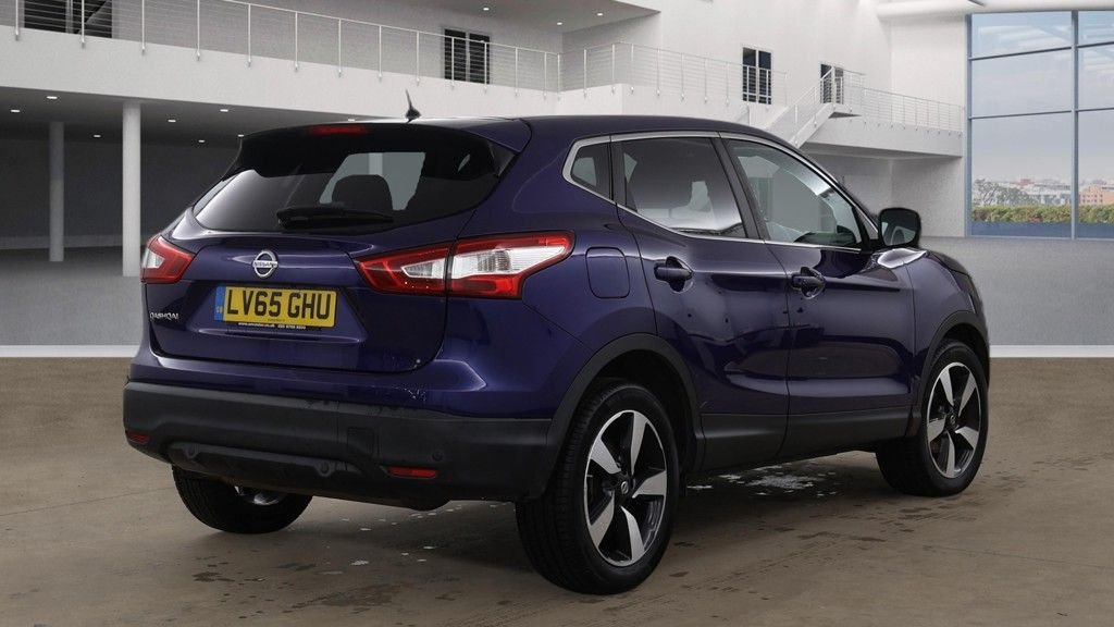 Used Nissan Qashqai 2015 for sale - 77810050: Photo 11