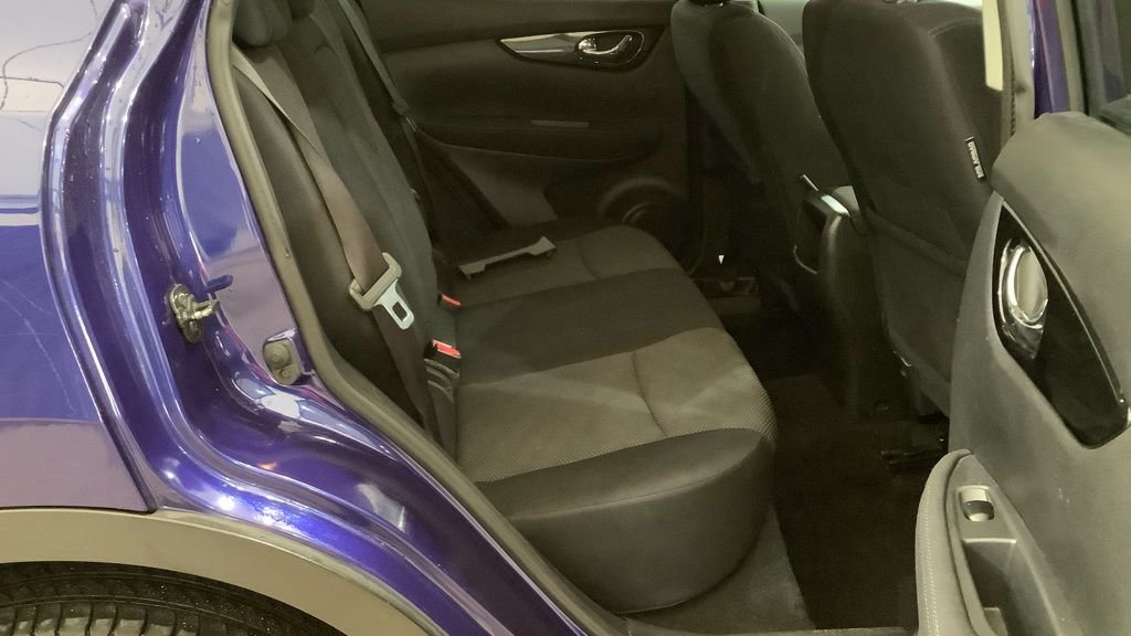 Used Nissan Qashqai 2015 for sale - 77810050: Photo 15