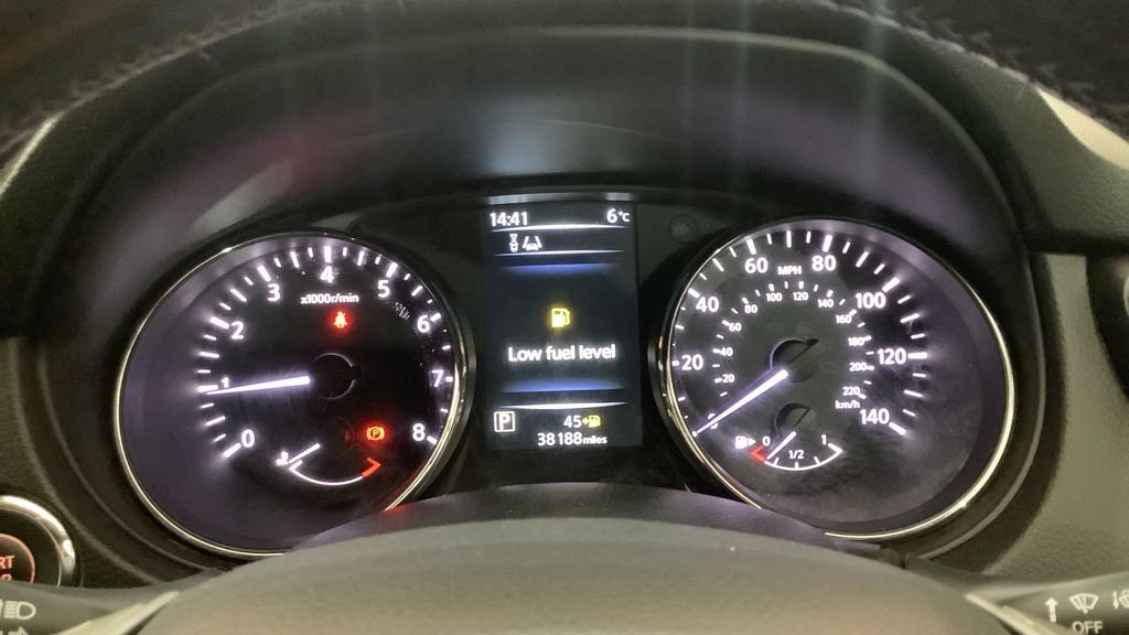 Used Nissan Qashqai 2015 for sale - 77810050: Photo 17